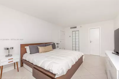 5555 Collins Ave #9U, Miami Beach, FL 33140 - Photo 30