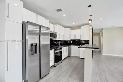 3401 NW 7th St, Lauderhill, FL 33311 - Photo 26