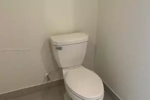 8167 NW 41st St, Doral, FL 33166 - Photo 18