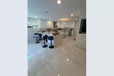 5740 SW 57th Way, Davie, FL 33314 - Photo 16