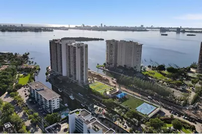 1800 NE 114th St #1502, Miami, FL 33181 - Photo 2