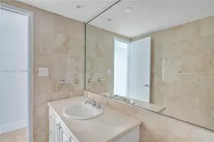 5151 Collins Ave, Miami Beach, FL 33140 - Photo 20