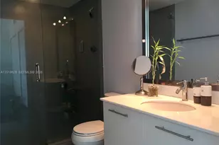 92 SW 3rd St, Miami, FL 33130 - Photo 6