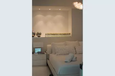 900 Biscayne Blvd #3207, Miami, FL 33132 - Photo 14