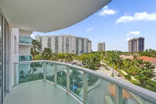 19370 Collins Ave, Sunny Isles Beach, FL 33160 - Photo 32