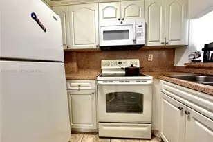 8145 NW 7th St, Miami, FL 33126 - Photo 2