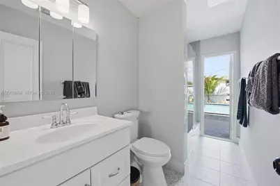 9955 SW 215th St, Cutler Bay, FL 33189 - Photo 10