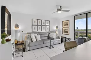 20505 E Country Club Dr, Aventura, FL 33180 - Photo 24