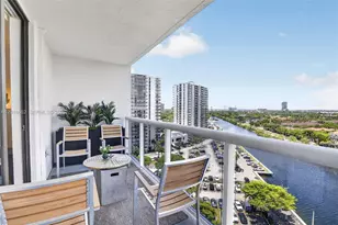 20505 E Country Club Dr, Aventura, FL 33180 - Photo 4