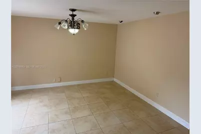 9127 SW 96th Ave, Miami, FL 33176 - Photo 4