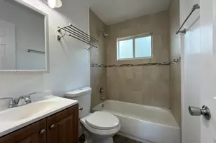 600 NW 18th St, Fort Lauderdale, FL 33311 - Photo 16