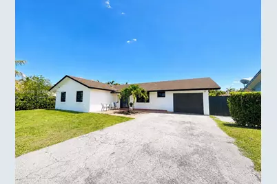 13452 SW 256th Ter #1, Homestead, FL 33032 - Photo 1