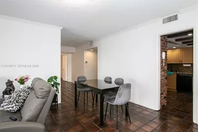 1800 NE 114th St #1207, Miami, FL 33181 - Photo 4