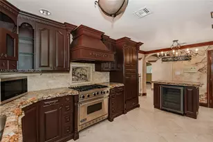 12425 SW 43rd St, Miami, FL 33175 - Photo 14