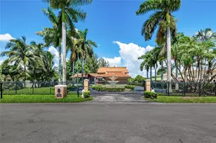 12425 SW 43rd St, Miami, FL 33175 - Photo 1