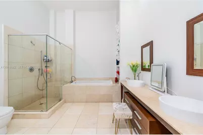 475 Brickell Ave #2209, Miami, FL 33131 - Photo 8