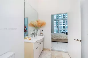475 Brickell Ave, Miami, FL 33131 - Photo 16