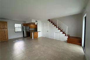 2705 NE 9th Ave, Wilton Manors, FL 33334 - Photo 1