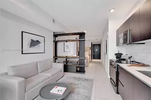 398 NE 5th St, Miami, FL 33132 - Photo 12