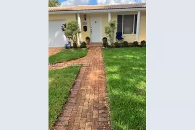 [Address not provided], Miami Lakes, FL 33014 - Photo 6