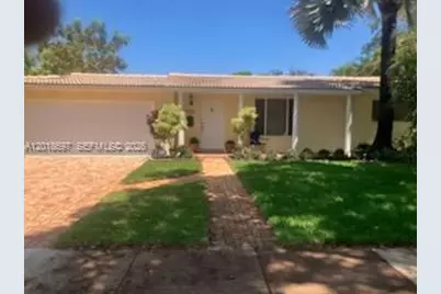 [Address not provided], Miami Lakes, FL 33014 - Photo 2