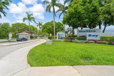20869 NW 4th St, Pembroke Pines, FL 33029 - Photo 34