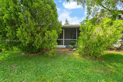 20869 NW 4th St, Pembroke Pines, FL 33029 - Photo 6