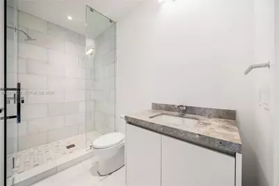175 SE 25 Rd #804, Miami, FL 33129 - Photo 16