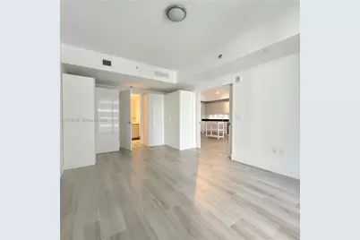 1010 Brickell Ave #2208, Miami, FL 33131 - Photo 10