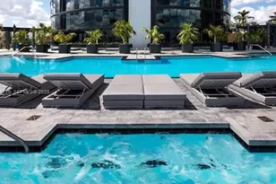 18555 Collins Ave, Sunny Isles Beach, FL 33160 - Photo 30