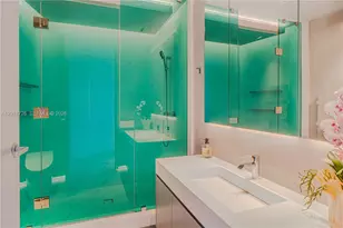 18555 Collins Ave, Sunny Isles Beach, FL 33160 - Photo 12