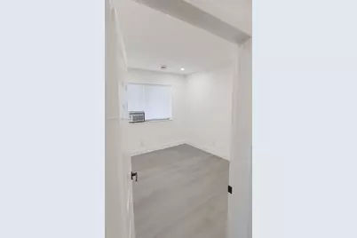 417 NW 2nd Ave #9, Hallandale Beach, FL 33009 - Photo 6