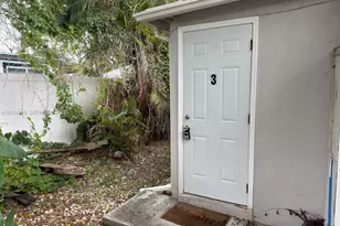 10335 NW 2nd Ct, Miami, FL 33150 - Photo 6