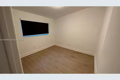17601 NE 5th Ct, North Miami Beach, FL 33162 - Photo 16