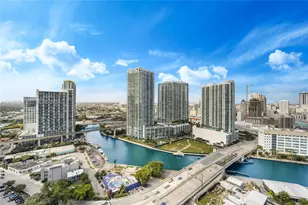 68 SE 6th St, Miami, FL 33131 - Photo 1