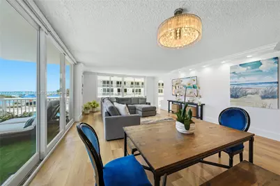 5401 Collins Ave #102, Miami Beach, FL 33140 - Photo 4