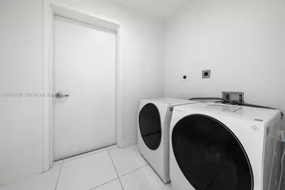 900 Biscayne Blvd #5602, Miami, FL 33132 - Photo 22