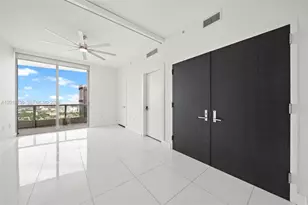 900 Biscayne Blvd, Miami, FL 33132 - Photo 24