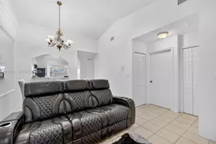 2600 SE 12th Pl, Homestead, FL 33035 - Photo 6