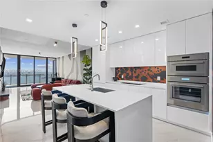 700 NE 24th St, Miami, FL 33137 - Photo 1