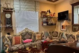 3457 NE 2nd St, Homestead, FL 33033 - Photo 10