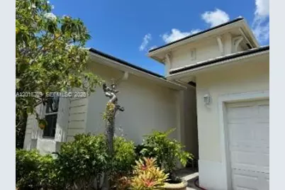 3457 NE 2nd St, Homestead, FL 33033 - Photo 2