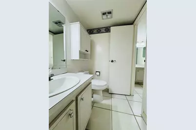 3675 N Country Club Dr #2005, Aventura, FL 33180 - Photo 6
