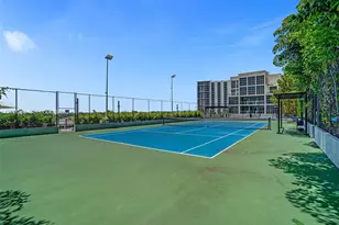 121 NE 34th St, Miami, FL 33137 - Photo 28