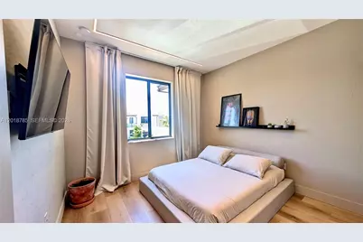 20865 NE 7th Ct, Miami, FL 33179 - Photo 26
