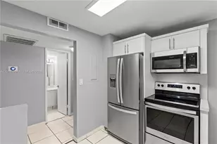 18151 NE 31st Ct, Aventura, FL 33160 - Photo 12