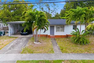 4621 SW 31st Dr, West Park, FL 33023 - Photo 2