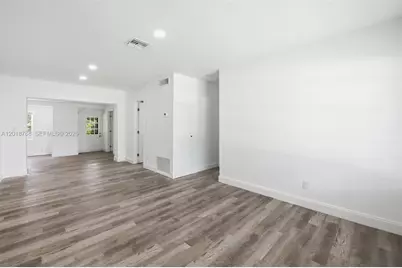 4621 SW 31st Dr, West Park, FL 33023 - Photo 6