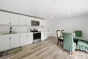 4621 SW 31st Dr, West Park, FL 33023 - Photo 14