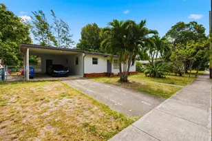 4621 SW 31st Dr, West Park, FL 33023 - Photo 4
